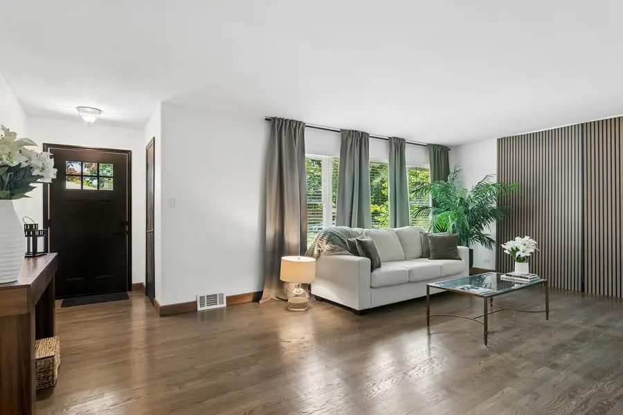 Address Withheld By Seller, Highland Park, IL 60035 - #2