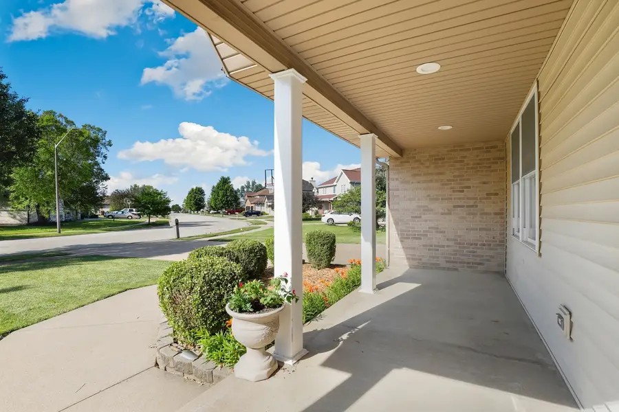 855 White Tail Bend, Manteno, IL 60950 - #3