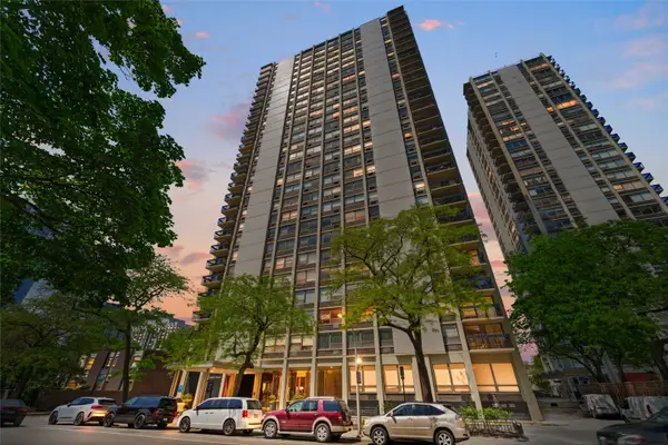 1355 N Sandburg Terrace #1601D, Chicago, IL 60610