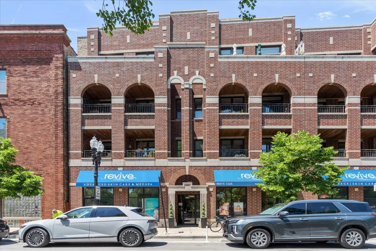 4860 N Clark Street #3s, Chicago, IL 60640 - #1
