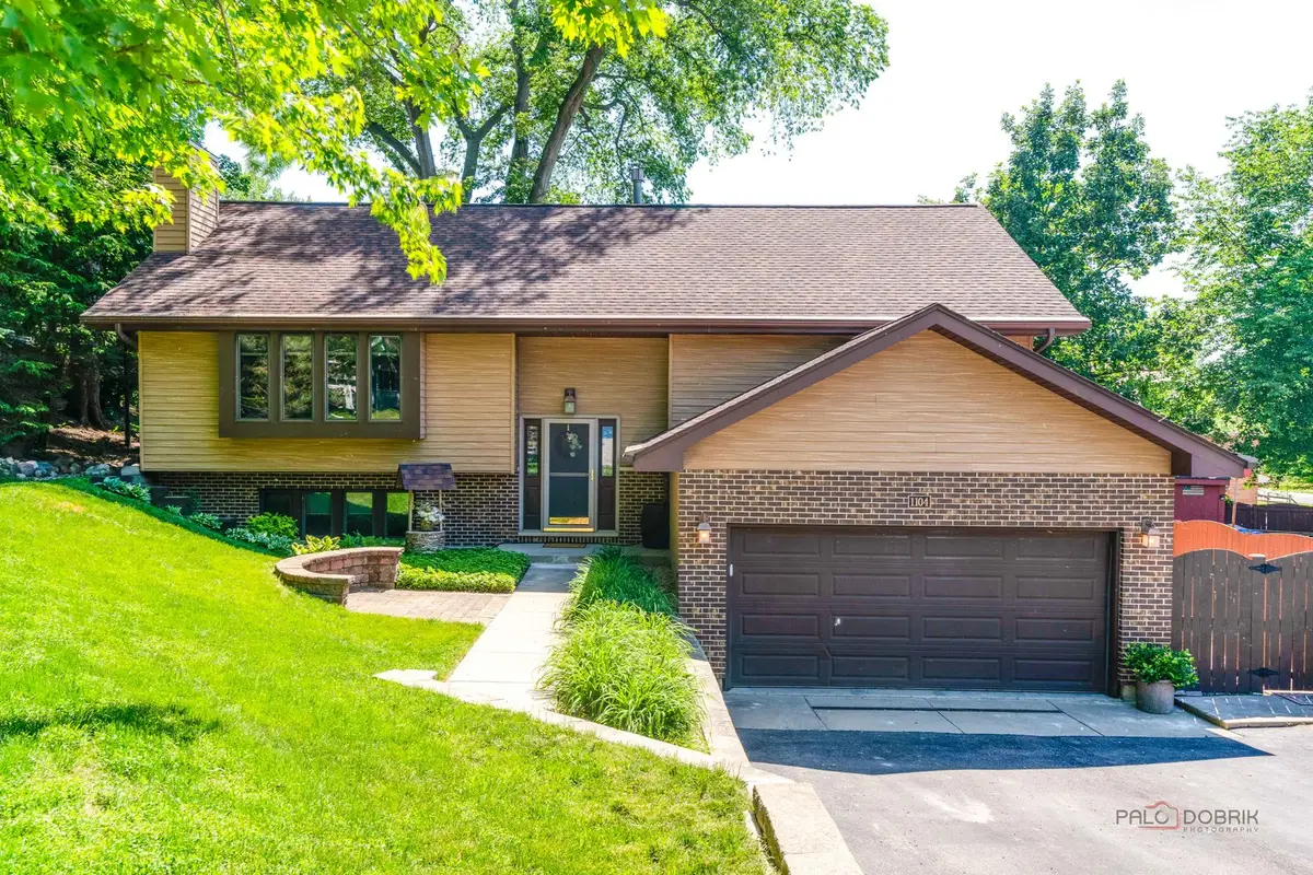 1104 Monroe Street, Wauconda, IL 60084 - #1