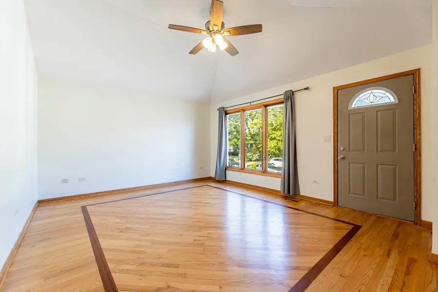 4827 S Linder Avenue, Chicago, IL 60638 - #3