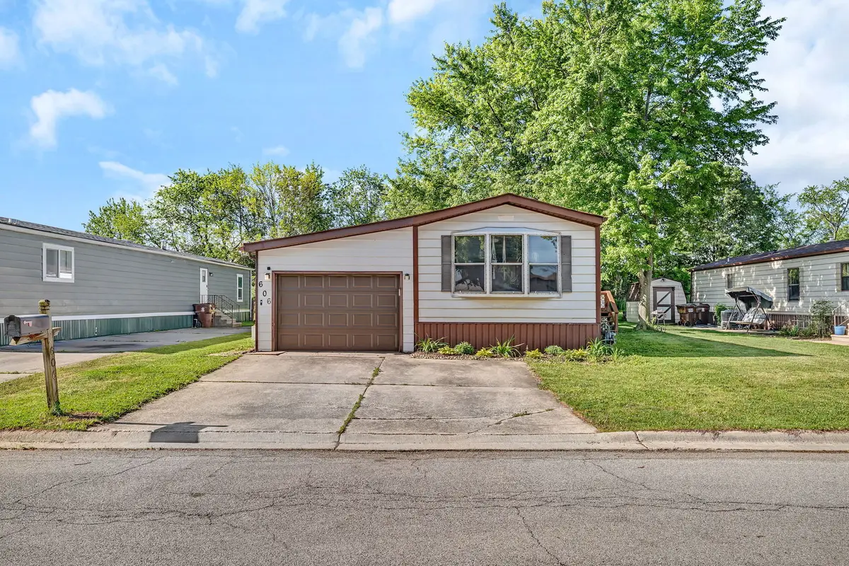 606 Tanglewood Road, Matteson, IL 60443 - #1