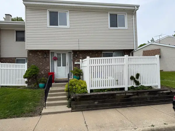 869 White Oak Lane, University Park, IL 60484