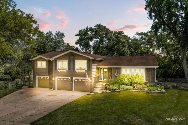 680 Glen Haven Lane, Glen Ellyn, IL 60137