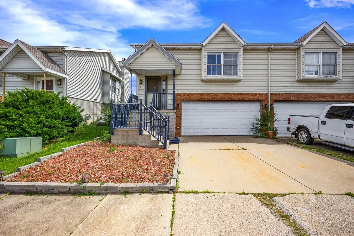 6 Parkshores Drive, Bloomington, IL 61701 - #1
