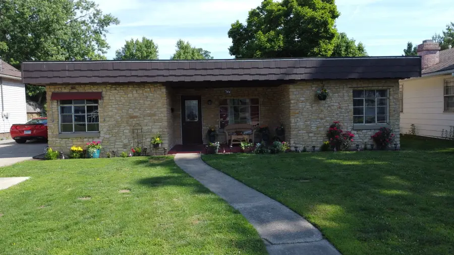 544 E Mulberry Street, Watseka, IL 60970 - #2