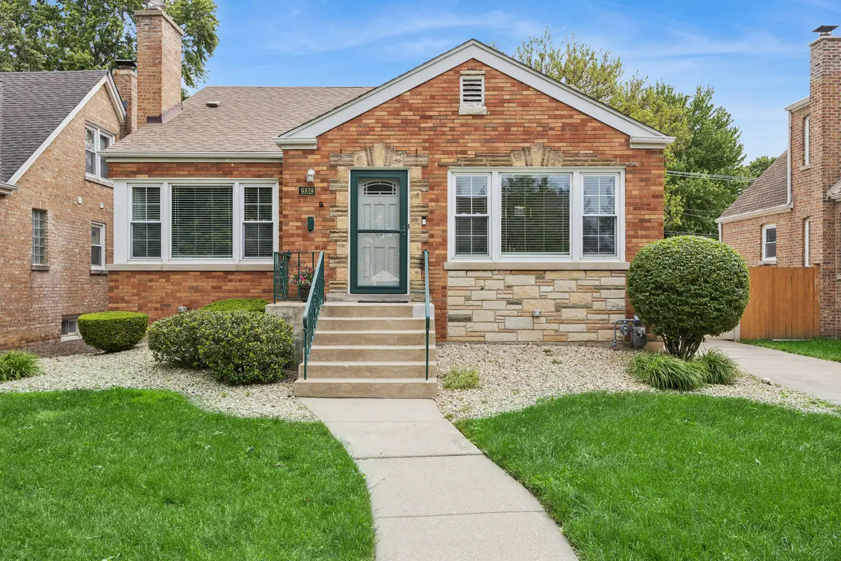 9819 S Millard Avenue, Evergreen Park, IL 60805 - #1