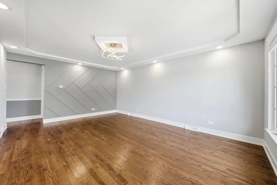 530 Bensley Avenue, Calumet City, IL 60409 - #3