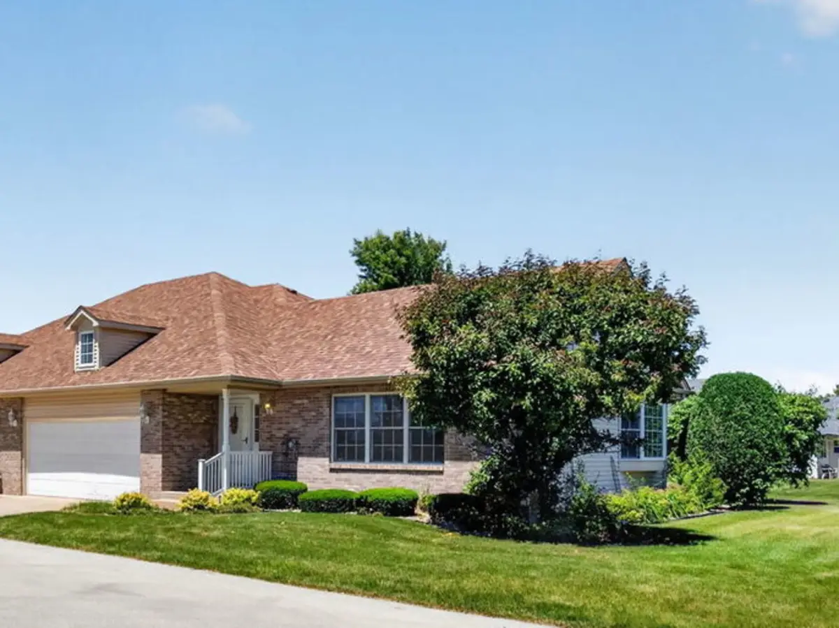 68 Oregon Trail, Coal City, IL 60416 - #1