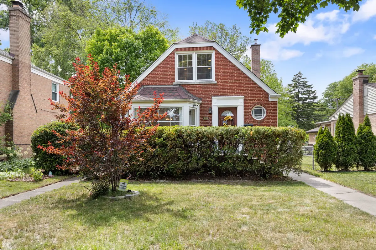 8144 Keystone Avenue, Skokie, IL 60076 - #1