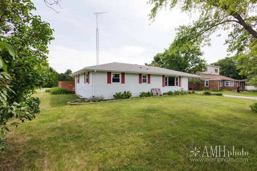 2075 W State Route 102, Bourbonnais, IL 60914 - #3