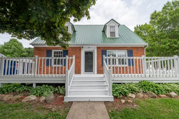 206 N Mulberry Street, Mount Morris, IL 61054