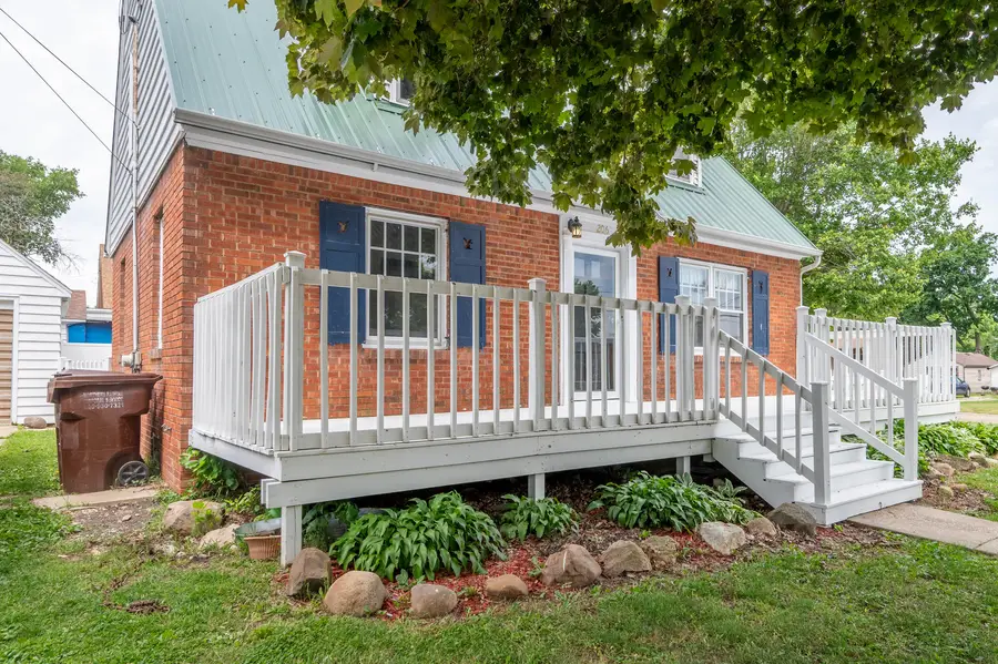 206 N Mulberry Street, Mount Morris, IL 61054 - #2