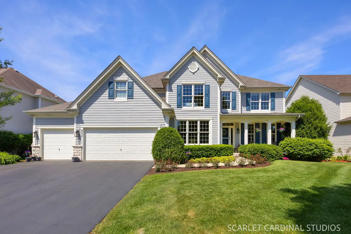 822 Farm Drive, West Chicago, IL 60185 - #1