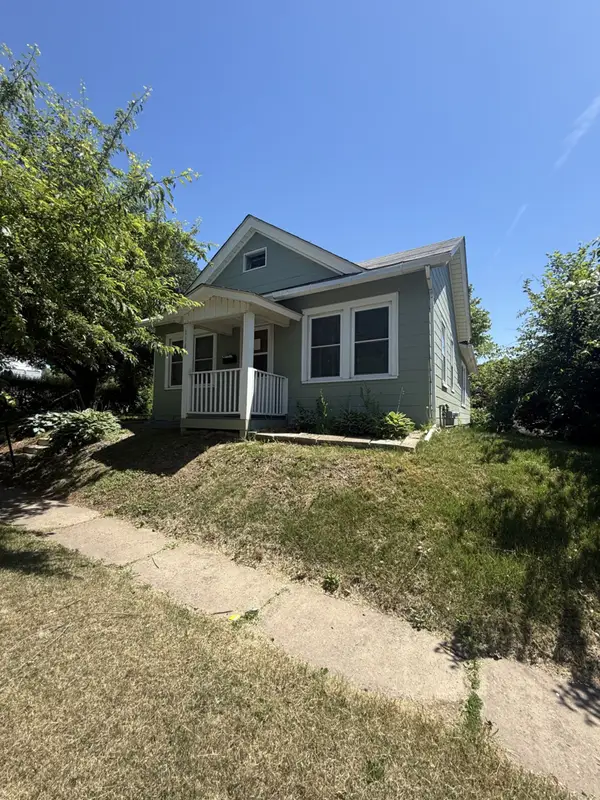 1141 Gaines Street, Davenport, IA 52804