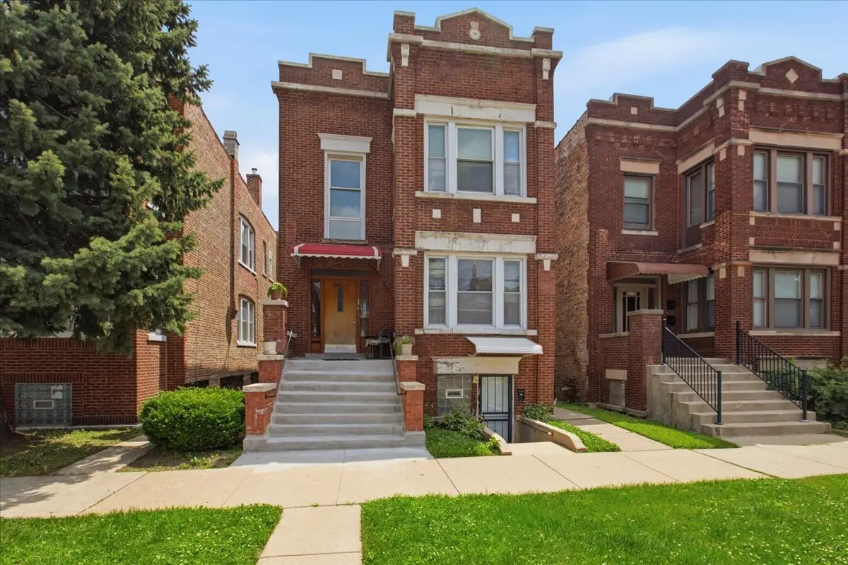 5431 S Hermitage Avenue, Chicago, IL 60609 - #1