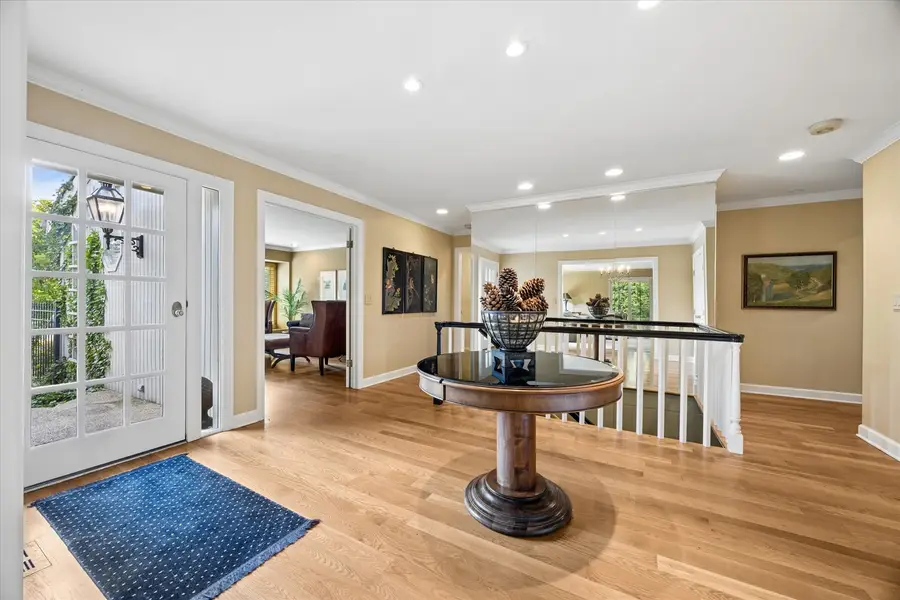 98 Briarwood Circle, Oak Brook, IL 60523 - #3