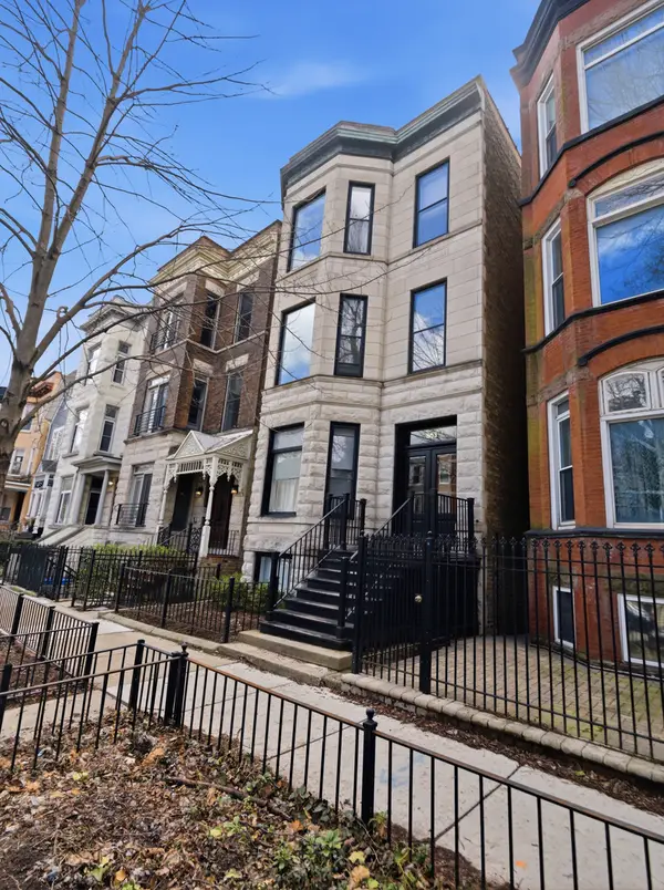 Address Withheld By Seller, Chicago, IL 60638