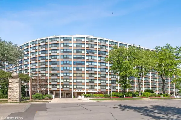 1630 Sheridan Road #9C, Wilmette, IL 60091