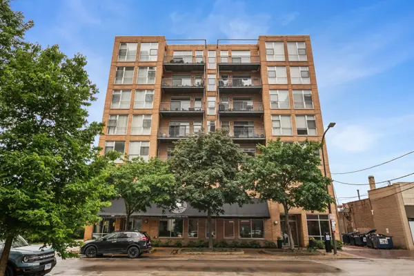 1572 Maple Avenue #404, Evanston, IL 60201