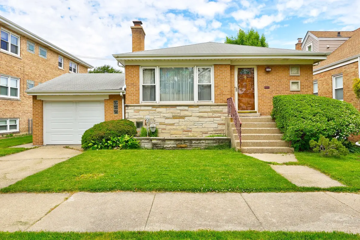 5716 W Gunnison Street, Chicago, IL 60630 - #1