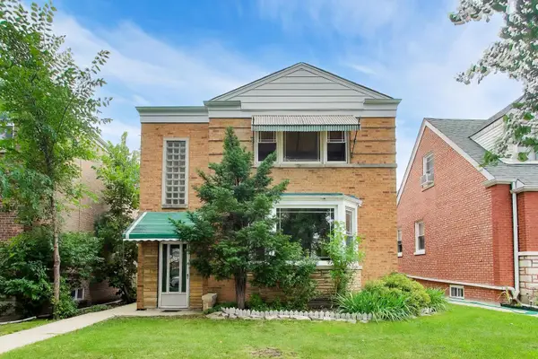 6025 N Sacramento Avenue, Chicago, IL 60659