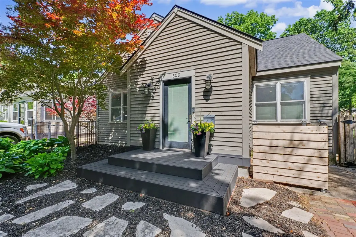 806 S Maple Street, Urbana, IL 61801 - #1