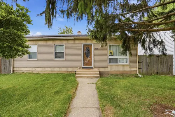 2042 Gideon Avenue, Zion, IL 60099