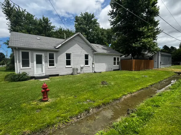 215 E Main Street, Tamaroa, IL 62888