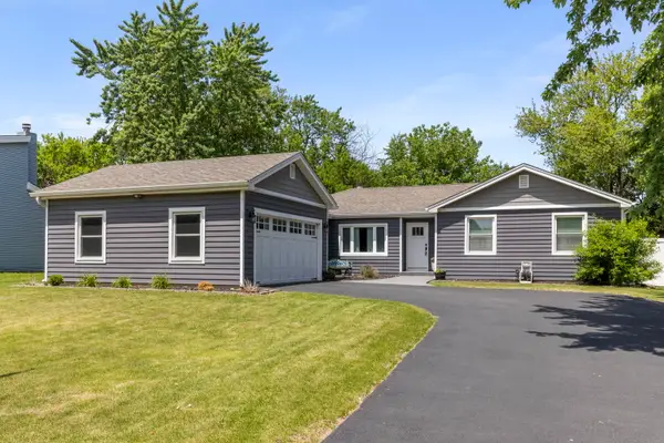 30W676 Woodewind Drive, Naperville, IL 60563