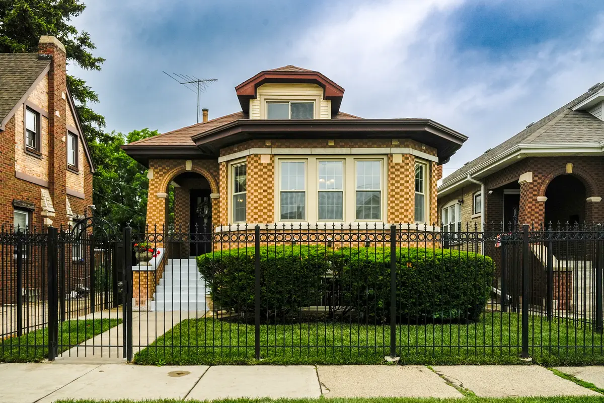6136 W Fletcher Street, Chicago, IL 60634 - #1