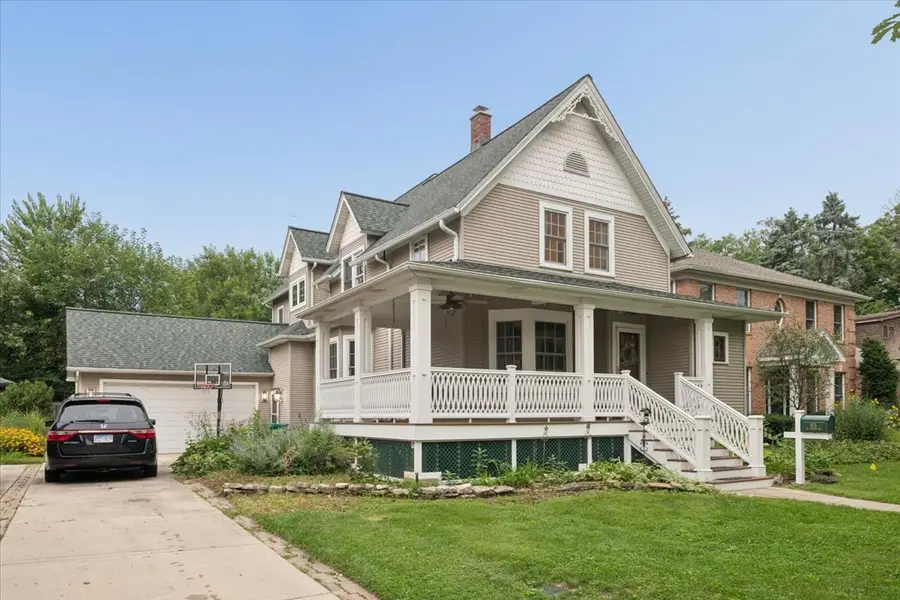 815 N Marion Street, Oak Park, IL 60302 - #2