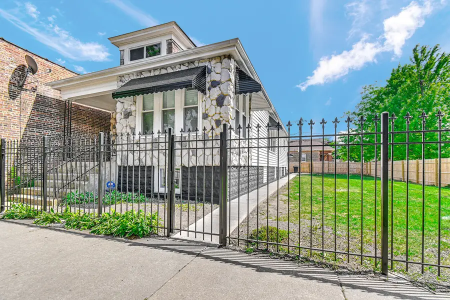 1205 E 93rd Street, Chicago, IL 60619 - #3