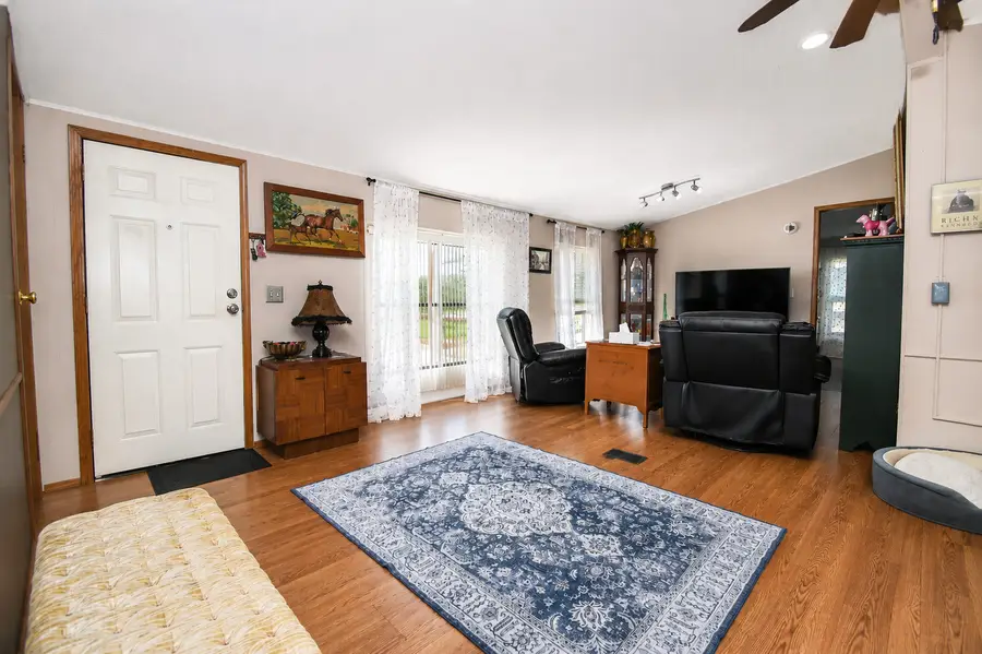 38703 N Sheridan Road #164, Beach Park, IL 60099 - #2