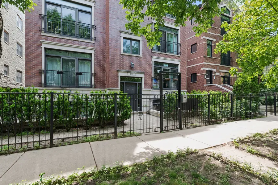 4831 N Winthrop Avenue #3S, Chicago, IL 60640 - #2