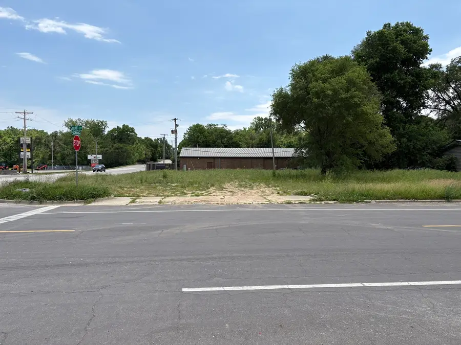 212 S Bowman Avenue, Danville, IL 61832 - #2