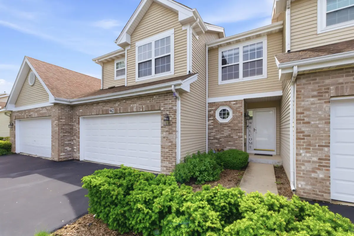 962 Willow Street, Itasca, IL 60143 - #1