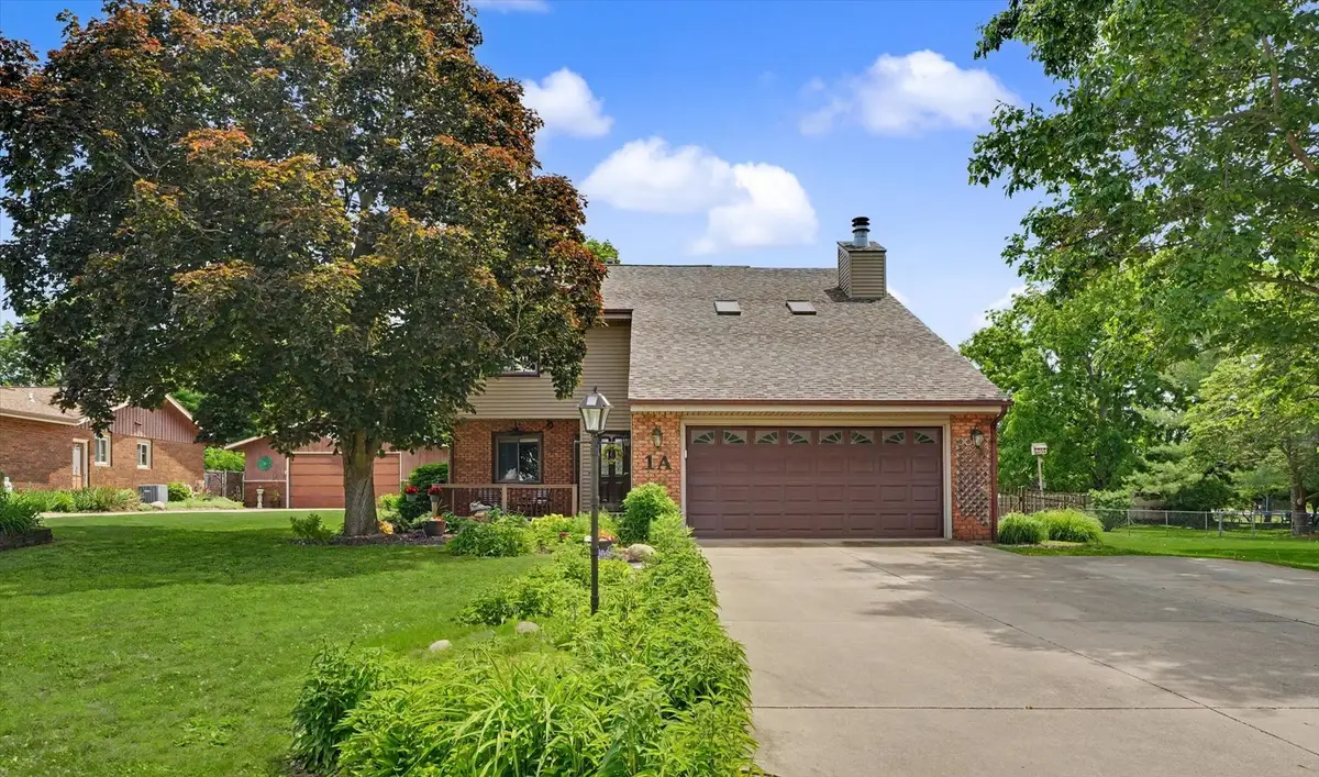 1 James Court, Sidney, IL 61877 - #1