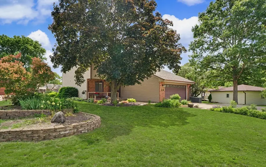 1 James Court, Sidney, IL 61877 - #2