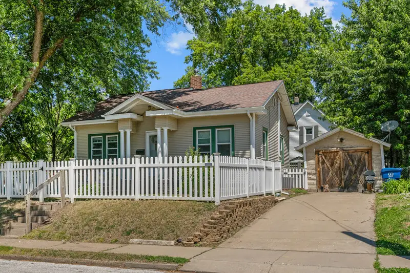 124 W 29th Street, Davenport, IA 52803 - #2