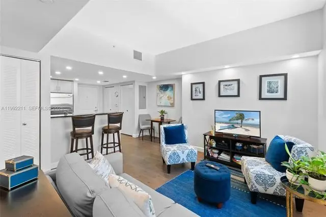 111 E Flagler Street #909, Miami, FL 33131 - #1