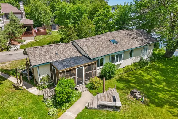 34983 Hickory Avenue, Ingleside, IL 60041