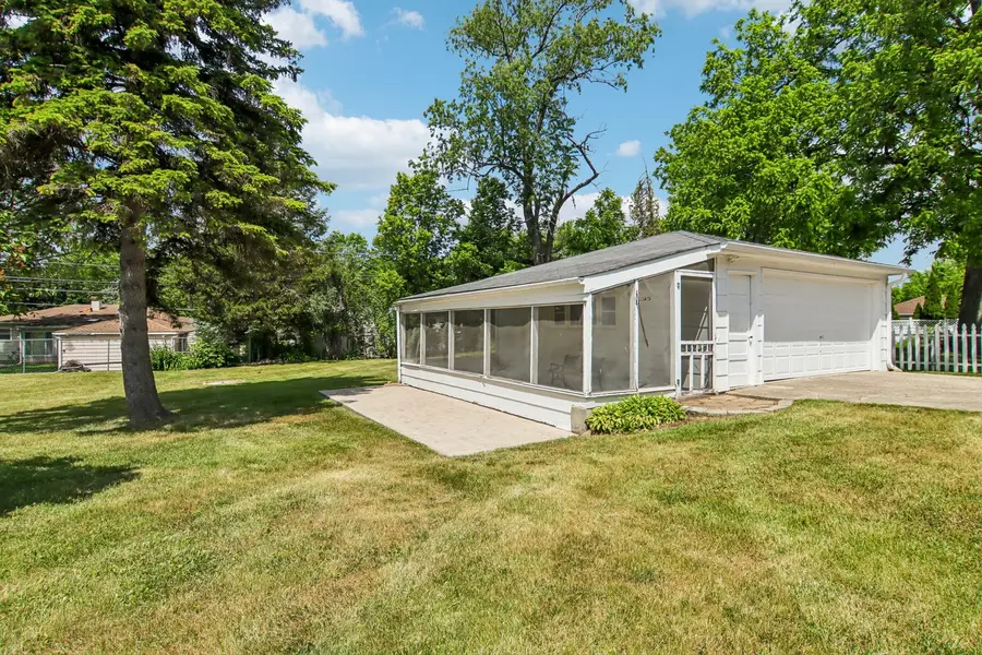 470 N Prairie Avenue, Mundelein, IL 60060 - #2