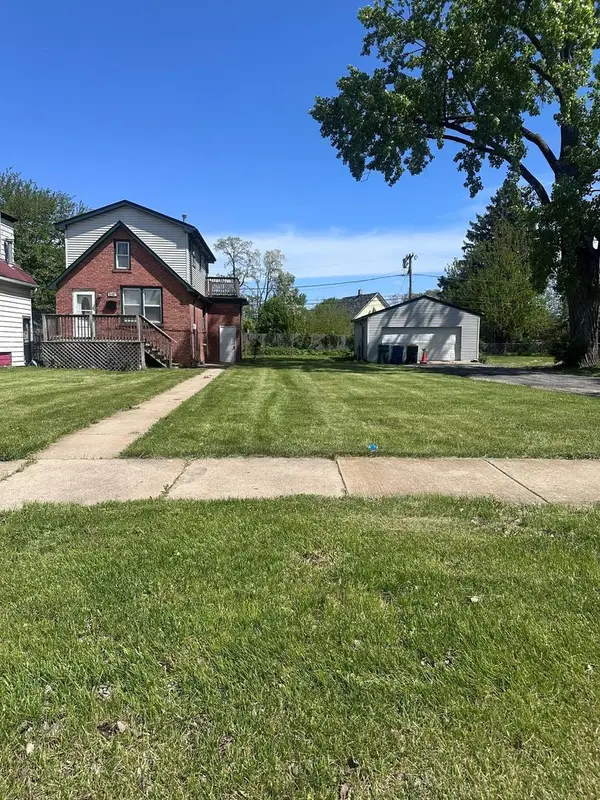 526 E 154th Place, Phoenix, IL 60426