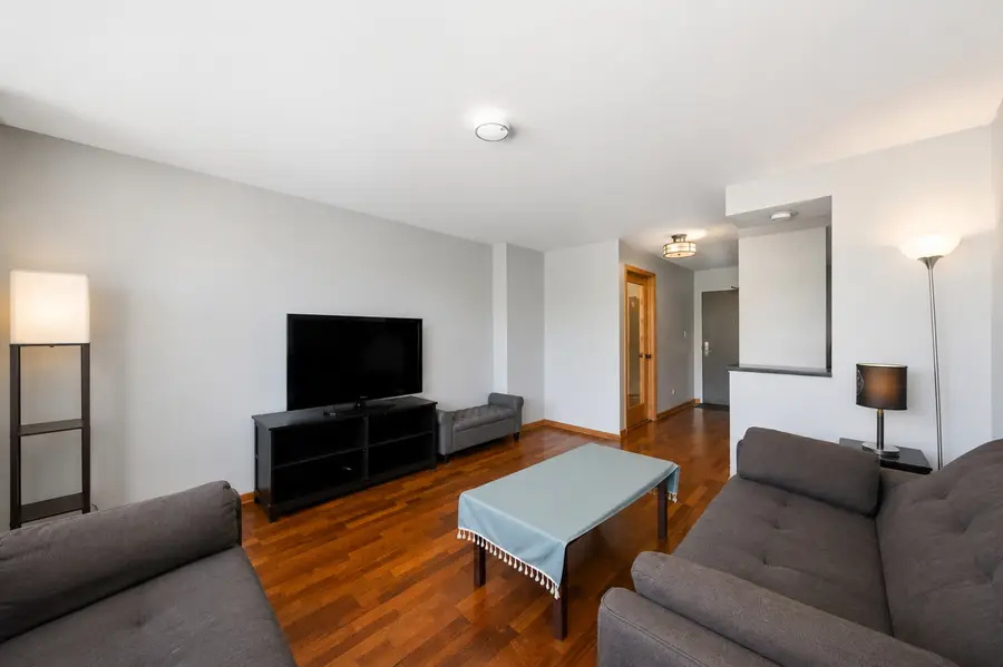 3930 N Pine Grove Avenue #316, Chicago, IL 60613 - #3