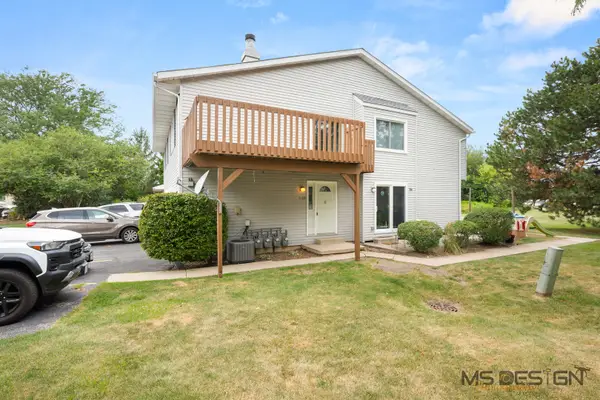 1833 Kerrybrook Court, Sycamore, IL 60178