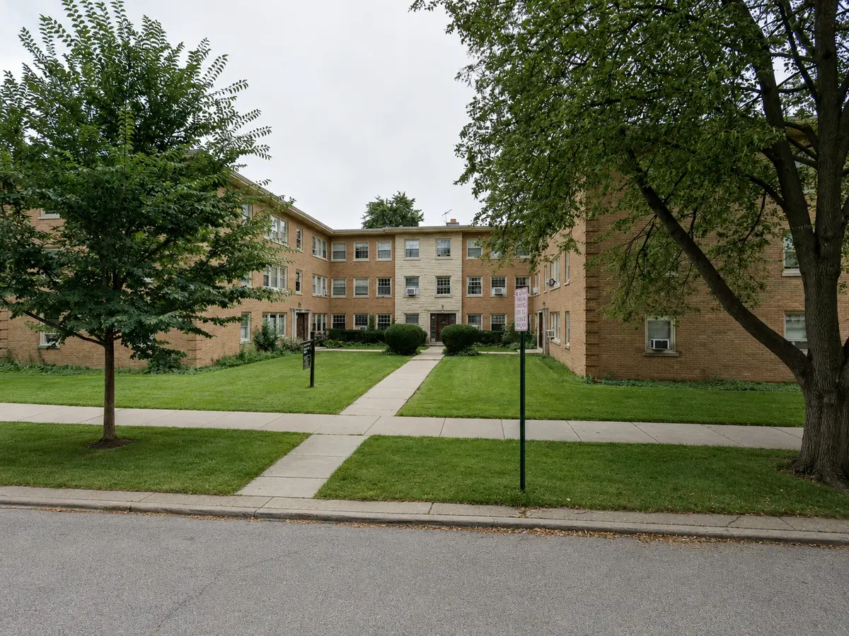 4825 Hull Street #3E, Skokie, IL 60077 - #1