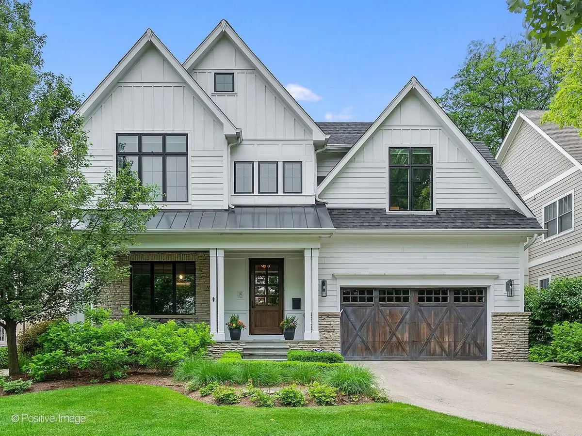 118 Tuttle Avenue, Clarendon Hills, IL 60514 - #1