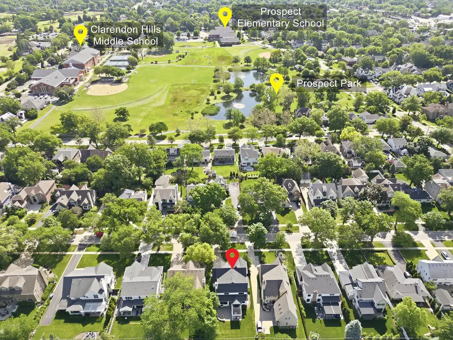 118 Tuttle Avenue, Clarendon Hills, IL 60514 - #2
